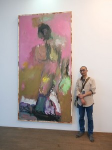 JMPP Prizewinner Zhong Xueqing with his painting “Walking on thin ice” 大奖得主钟学庆与